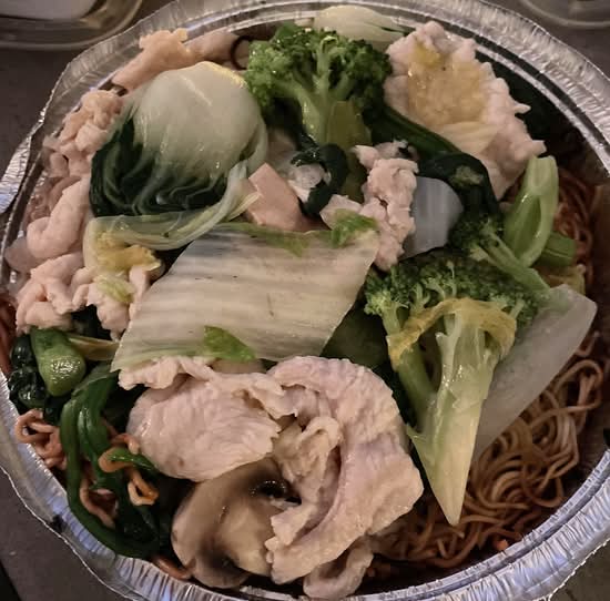 56B Chicken Chow Mien 鸡片炒面
